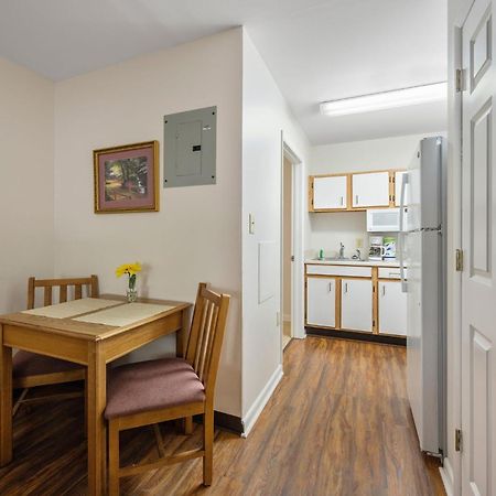 Affordable Suites Greenville Exterior foto