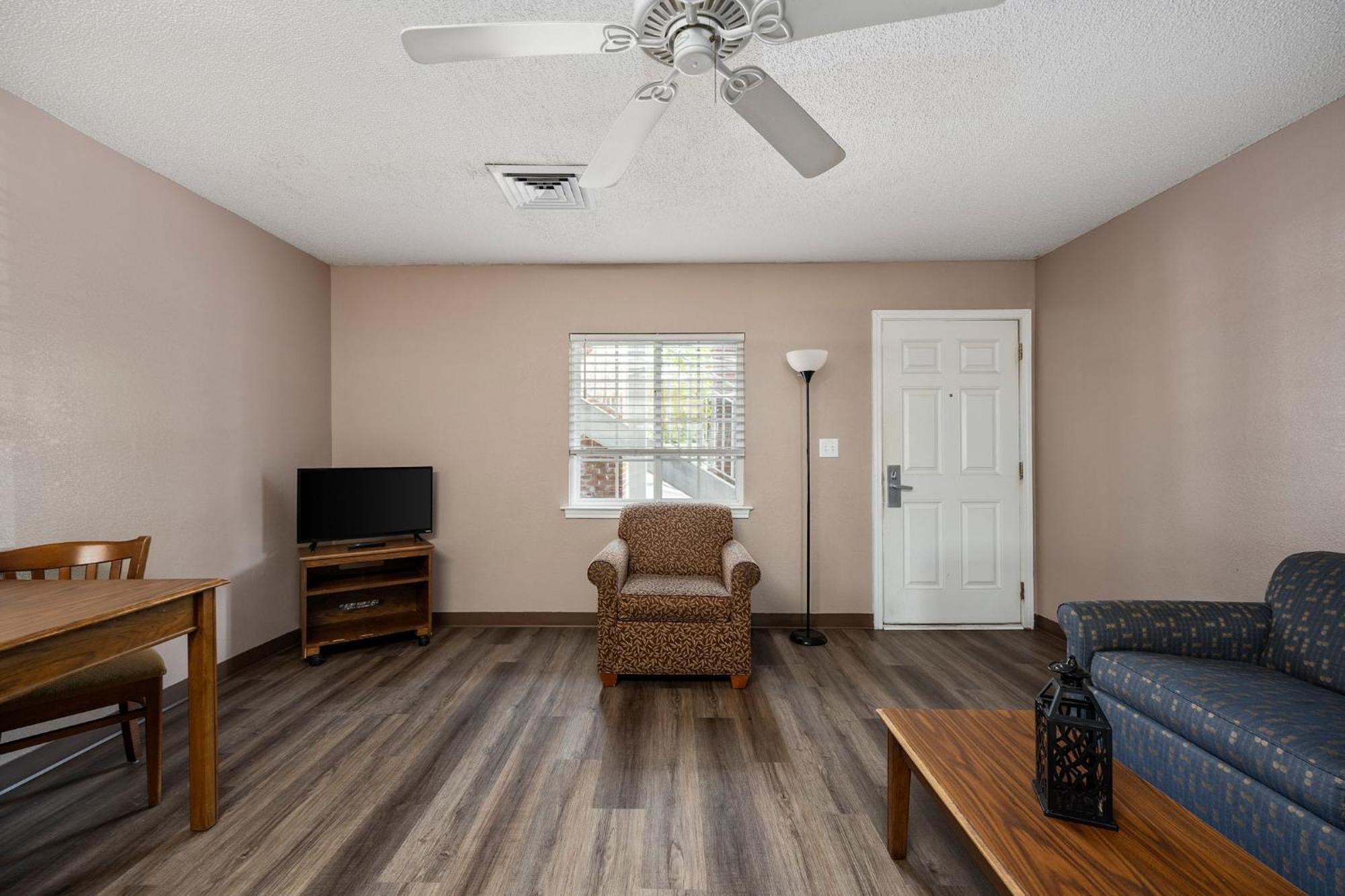 Affordable Suites Greenville Exterior foto